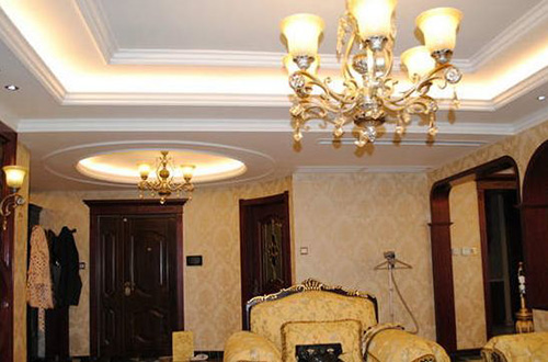 歐式風(fēng)格吊頂?shù)奶攸c(diǎn)，這三個(gè)歐式吊頂?shù)奶攸c(diǎn)要知道