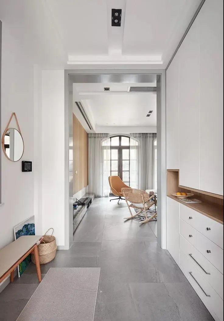 玄關(guān)設(shè)計(jì)的幾點(diǎn)實(shí)用性建議！