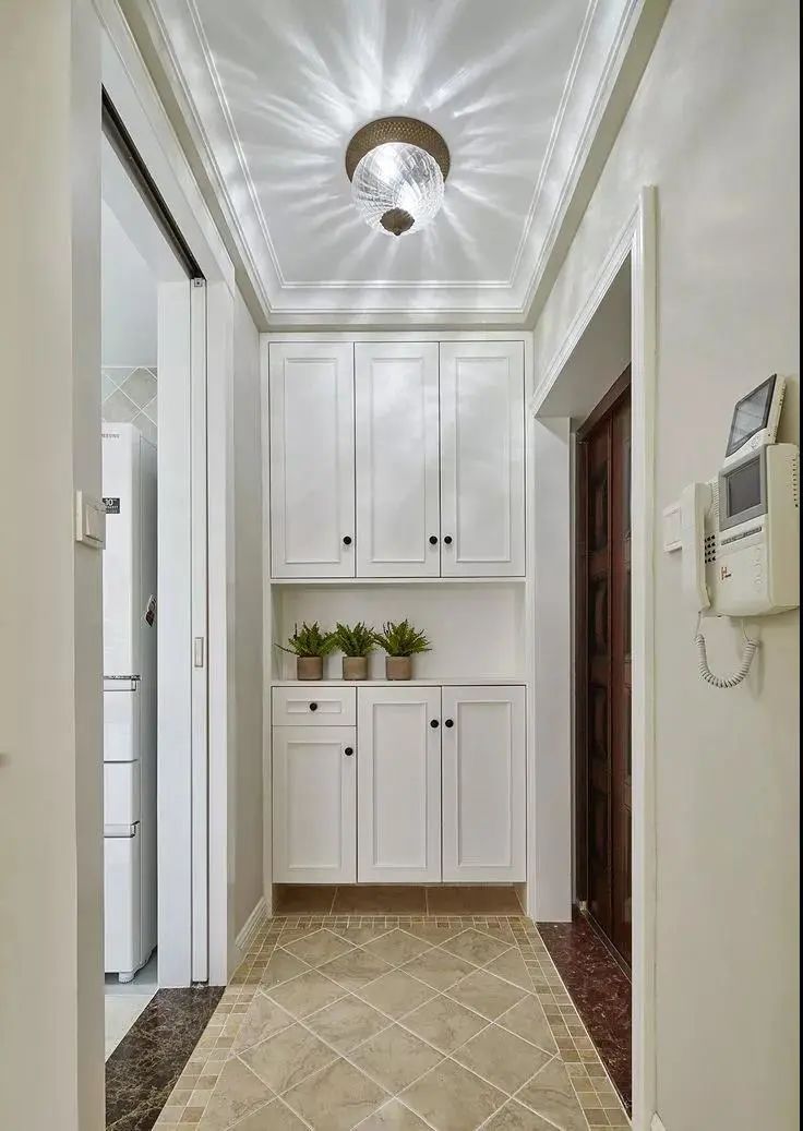 玄關(guān)設(shè)計(jì)的幾點(diǎn)實(shí)用性建議！