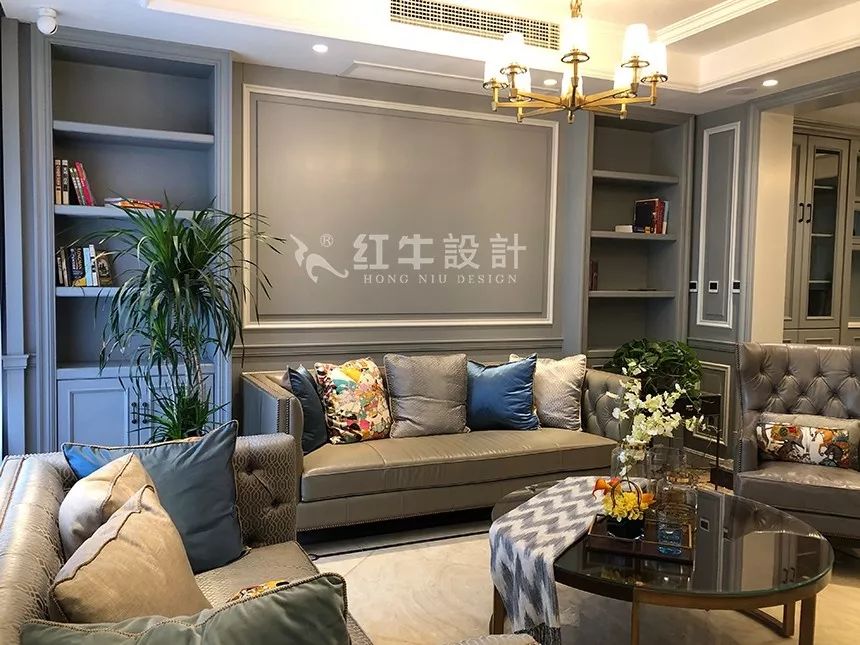 最美畢業(yè)照 ① | 紅?！芭牧伺摹蹦?，請查收這套別墅設(shè)計(jì)作品！