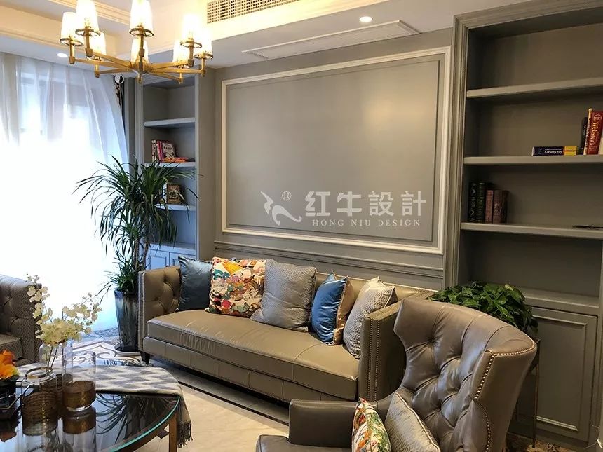 最美畢業(yè)照 ① | 紅牛“拍了拍”你，請查收這套別墅設(shè)計(jì)作品！