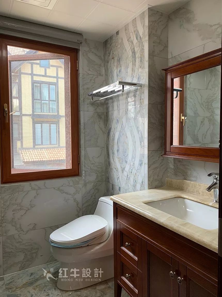 最美畢業(yè)照 ① | 紅?！芭牧伺摹蹦悖埐槭者@套別墅設(shè)計(jì)作品！