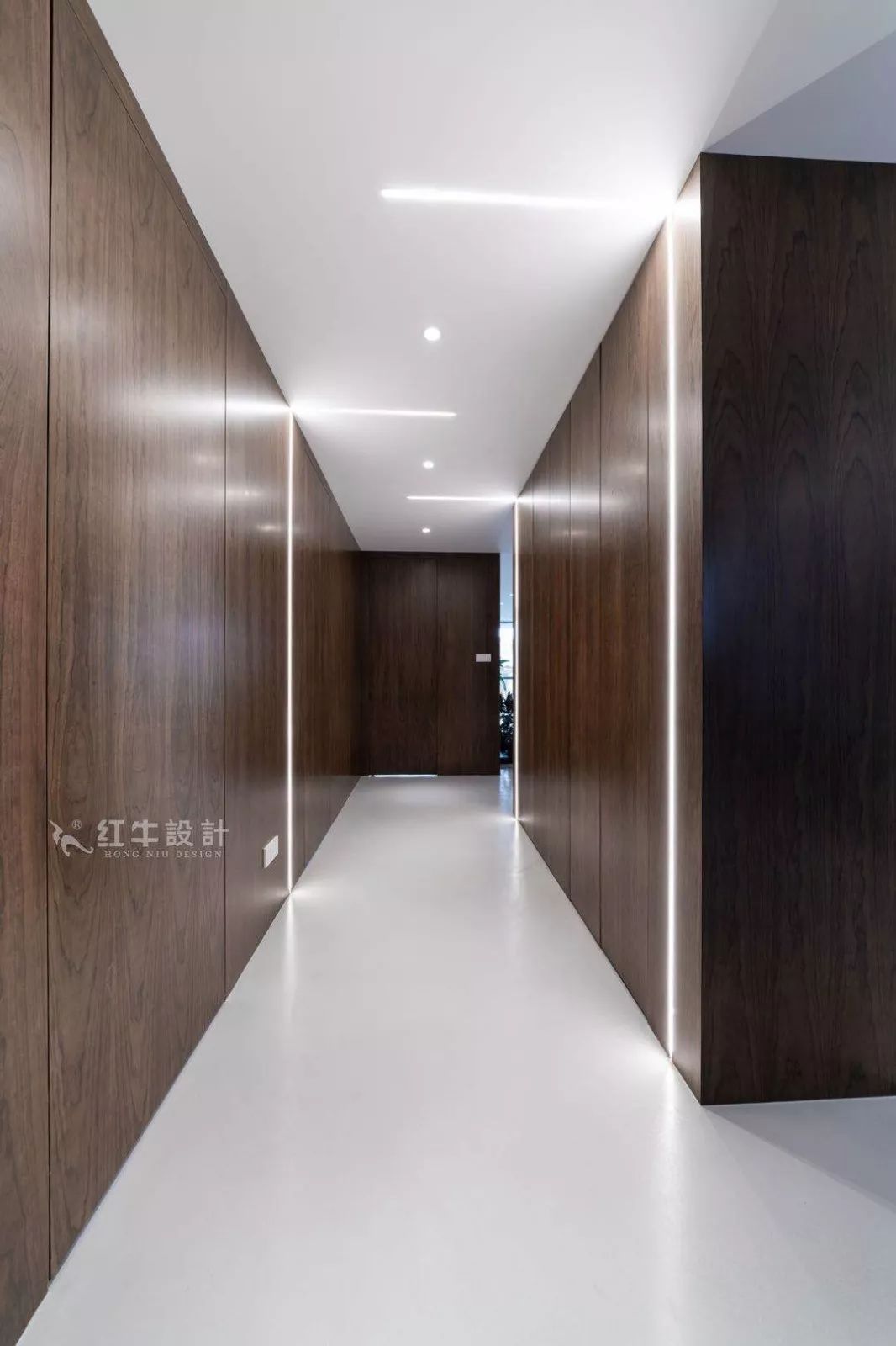 最美畢業(yè)照 ② | “后現(xiàn)代主義”大宅裝修全過程