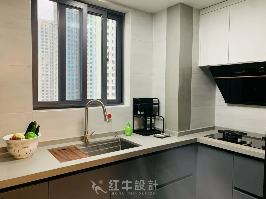 最美畢業(yè)照 ④--保利國(guó)際社區(qū)96㎡現(xiàn)代風(fēng)格“成品家”！06