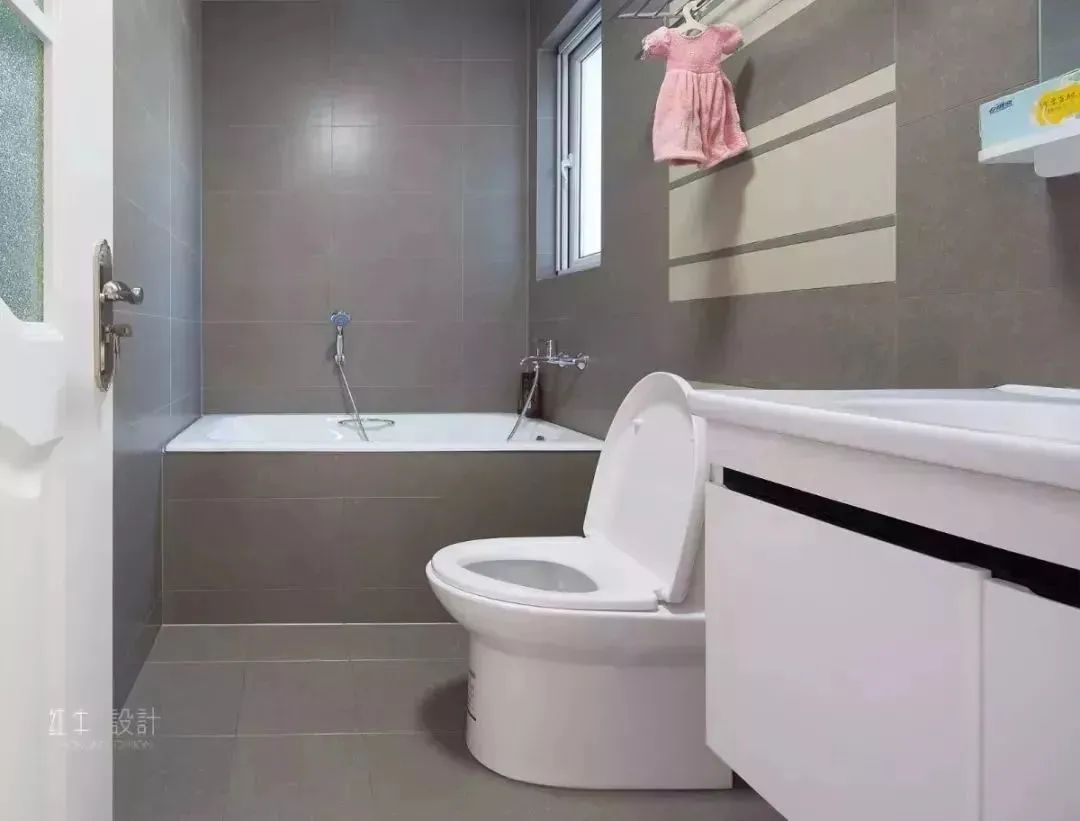 主臥究竟是帶衛(wèi)生間好，還是應該改成衣帽間？