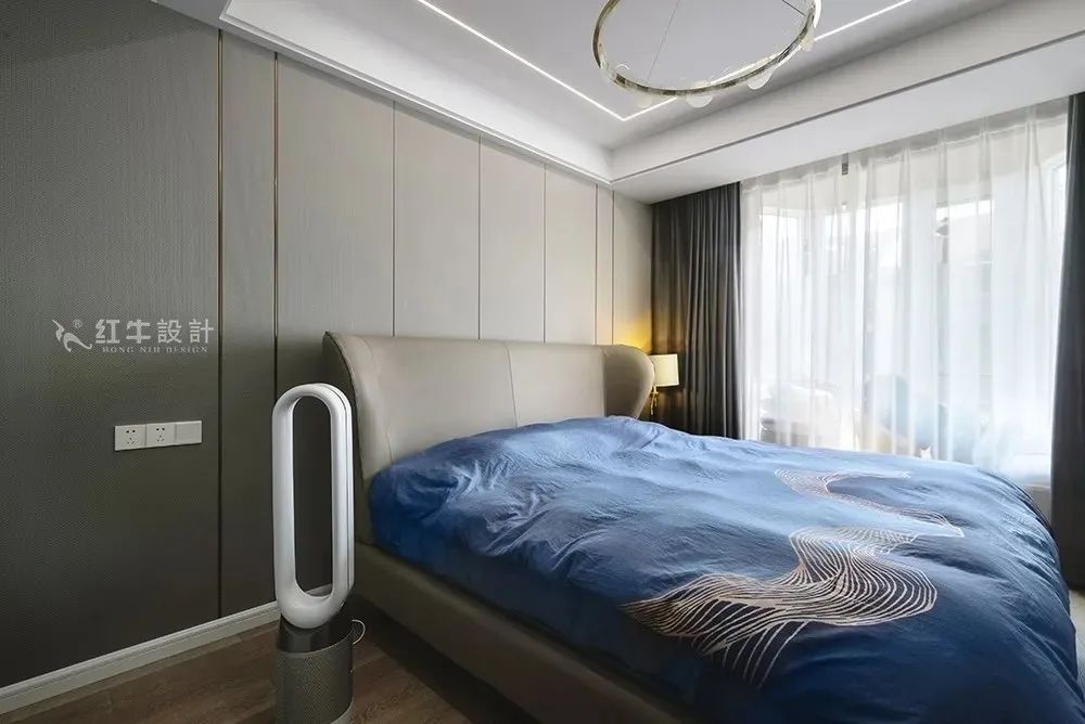 主臥究竟是帶衛(wèi)生間好，還是應該改成衣帽間？