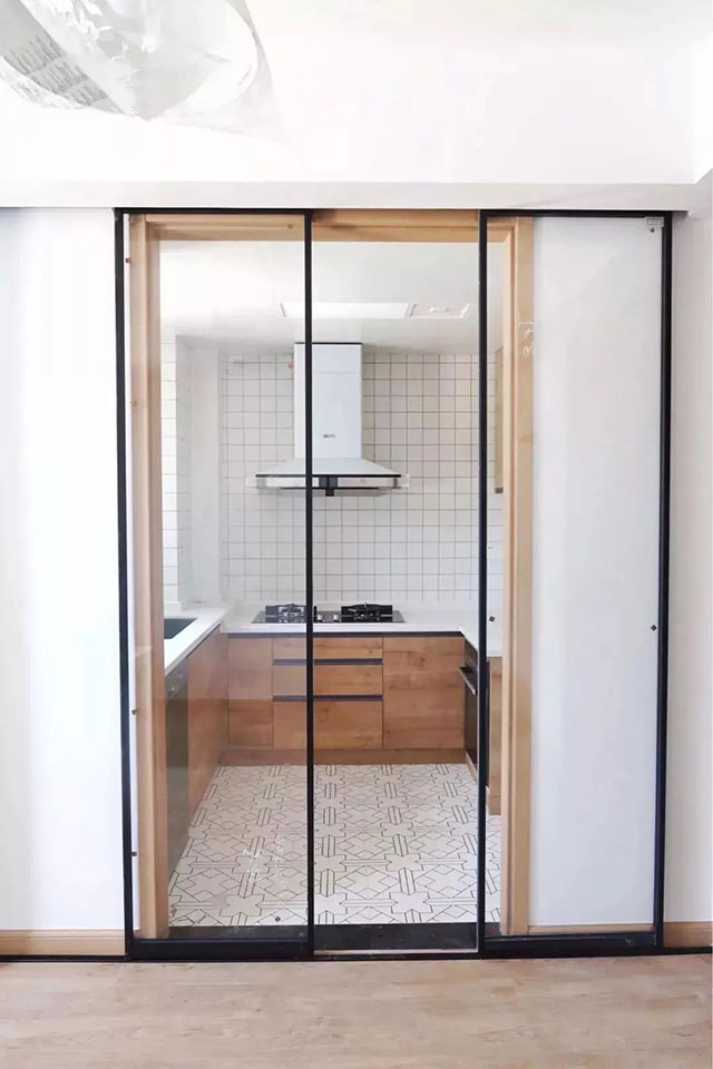 想裝玻璃推門(mén)，哪種更適合？