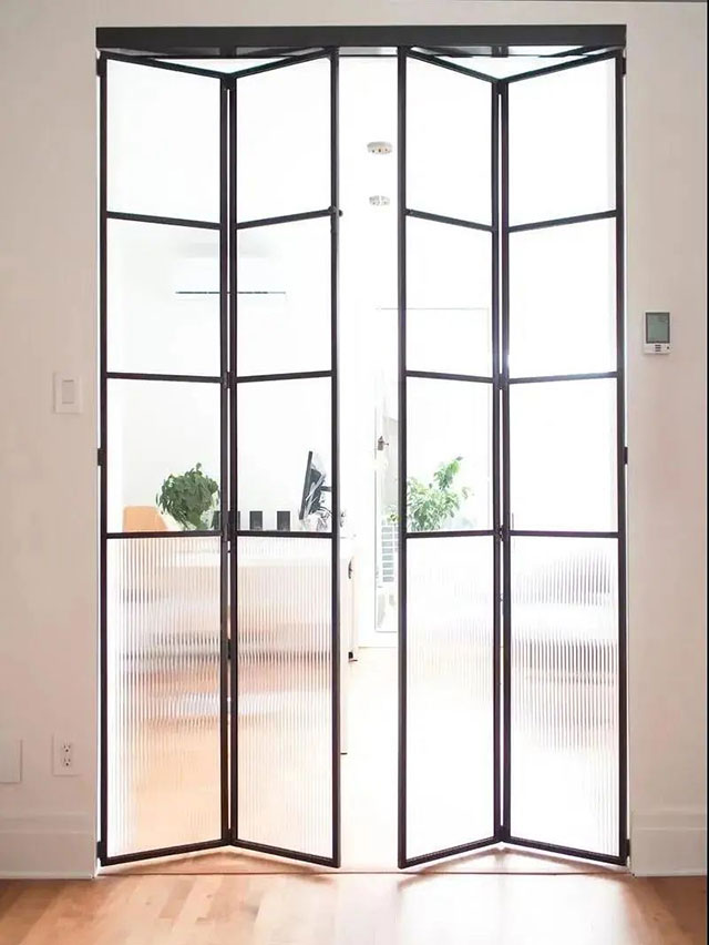 想裝玻璃推門(mén)，哪種更適合？