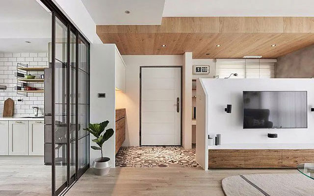 想裝玻璃推門，哪種更適合？