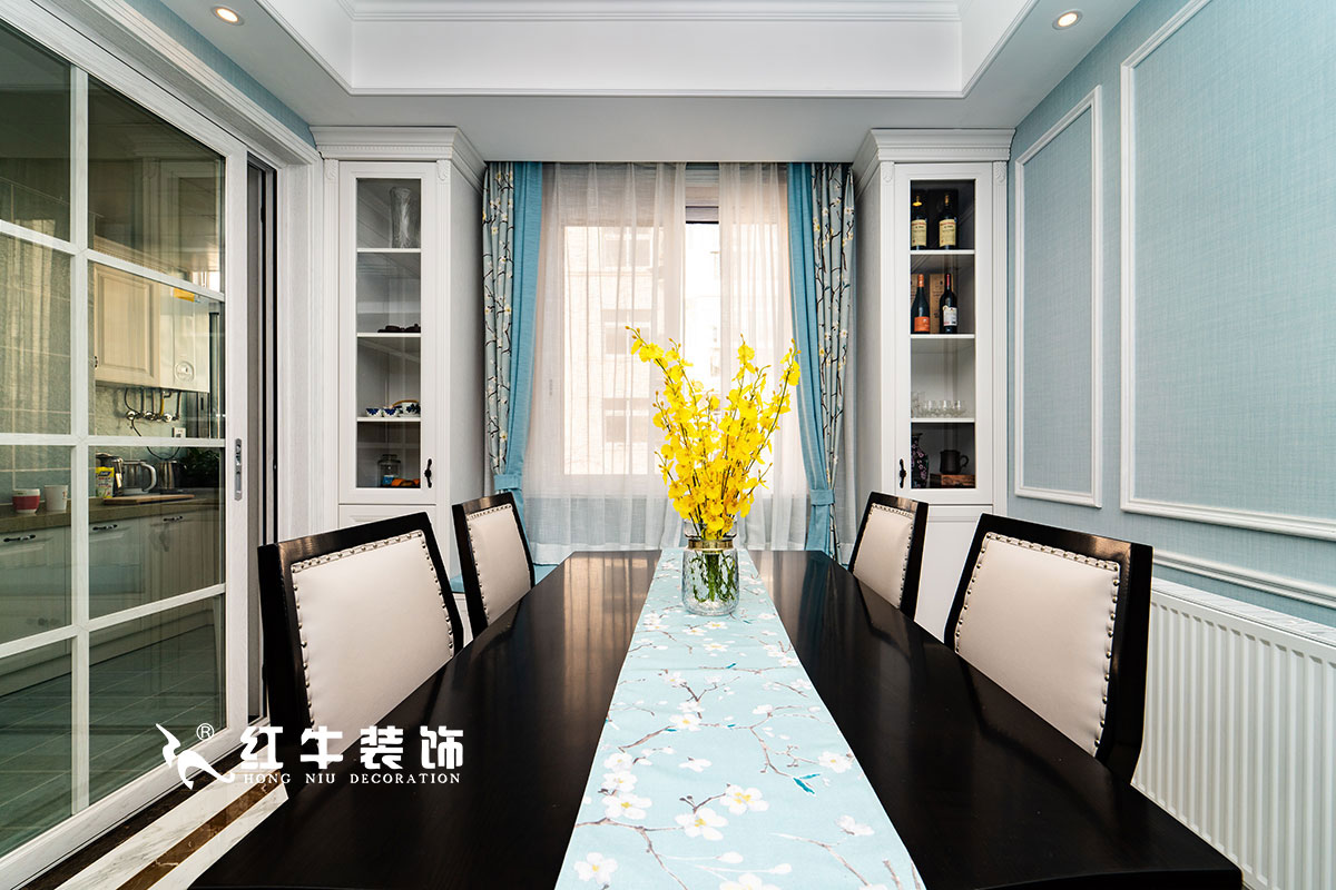 【實(shí)景案例】陶陽(yáng)_月牙湖花園-145㎡-簡(jiǎn)美輕奢風(fēng)格_3室2廳1衛(wèi)_全包18萬(wàn)04餐廚近景