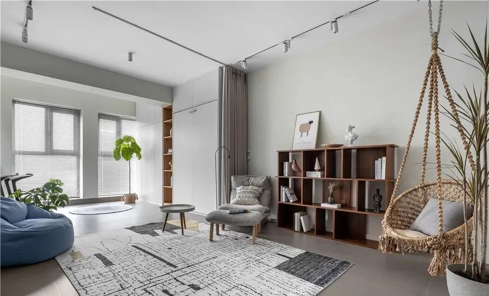 客廳除了看電視還能干啥？看看別人家是怎么設(shè)計(jì)的！