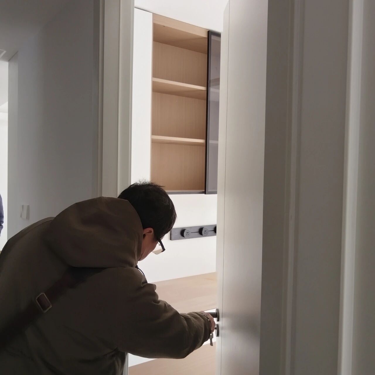 工地巡檢：步履不停，以行動(dòng)兌現(xiàn)品質(zhì)承諾，嚴(yán)格把控每一環(huán)！