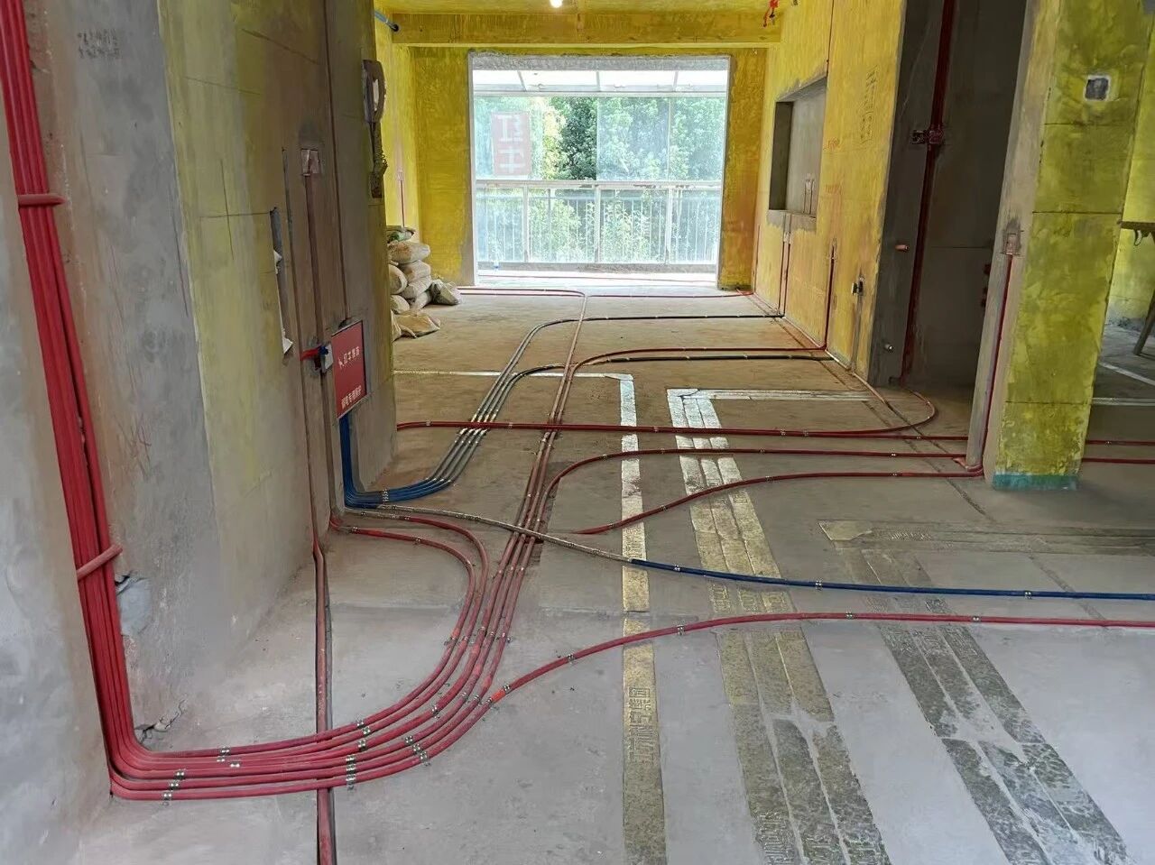 差別真的太大了！南京紅牛裝飾標(biāo)準(zhǔn)化水電工藝vs非正規(guī)／熟人施工隊(duì)的水電工藝！