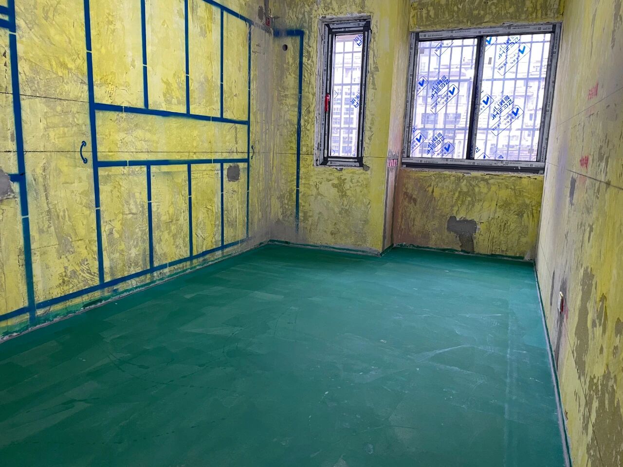 九月秋意漸濃，南京紅牛裝飾工地巡檢步履不停，只為兌現(xiàn)品質(zhì)承諾！